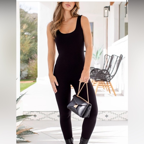 Women’s black jumpsuit - Picture 1 of 4